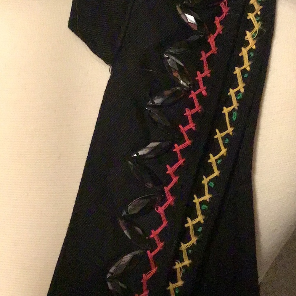 🛍🛍 3/$30 🛍🛍 wrap top - Picture 5 of 6
